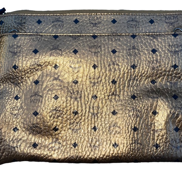 Mcm Metallic Visetos Medium Crossbody - Picture 2 of 7